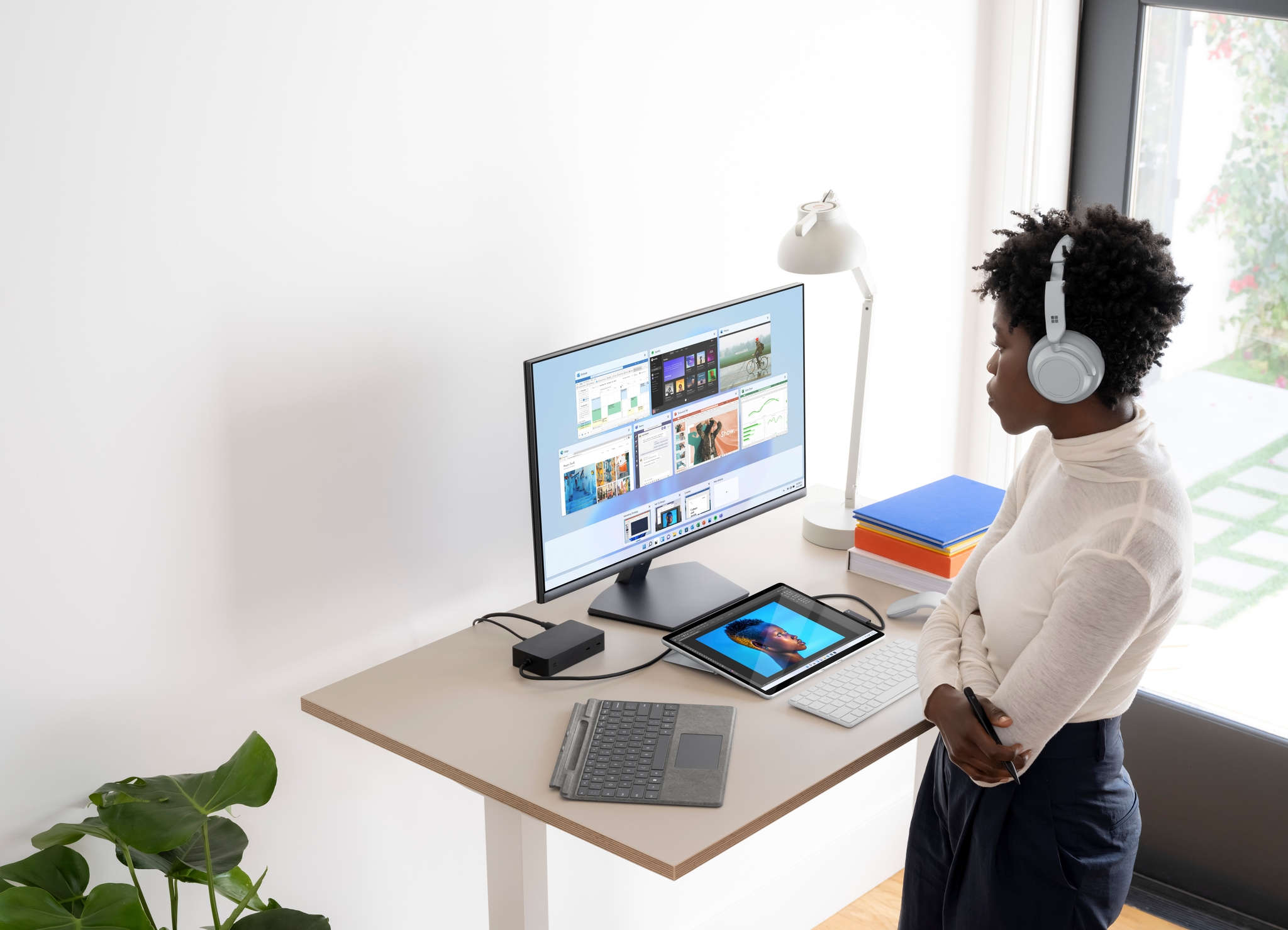 Microsoft Surface Pro Signature Keyboard with Slim Pen 2 Platinum Microsoft Cover port AZERTY French