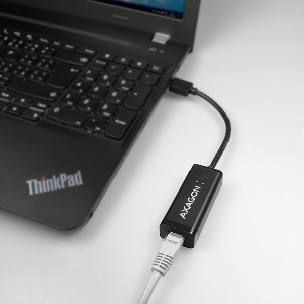 Axagon ADE-SR carte et adaptateur dinterfaces