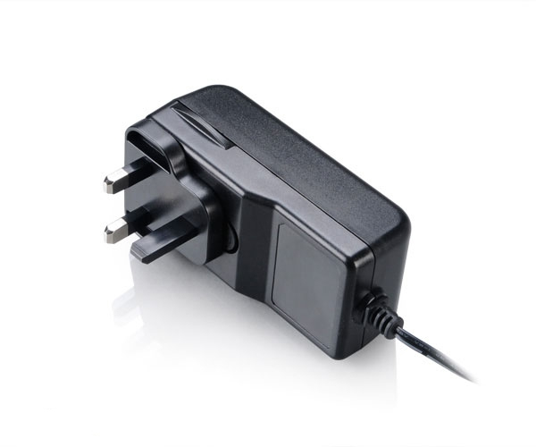 Akasa AK-PK36-02CM adaptador e inversor de corriente Interior 36 W Negro