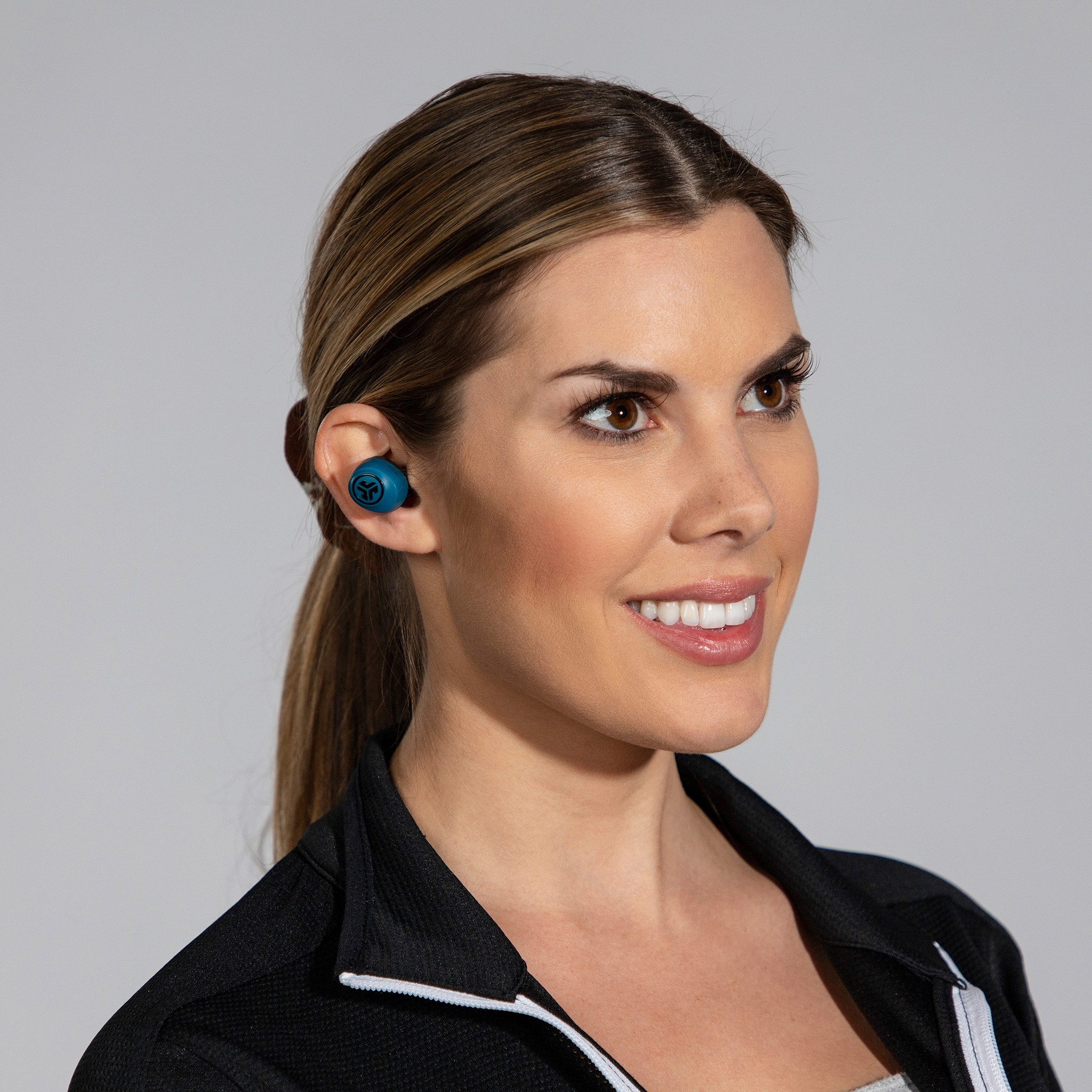 JLab IEUEBGOAIRRNVYBLK82 �couteur/casque �couteurs Sans fil Ecouteurs Musique USB Type-A Bluetooth Marine
