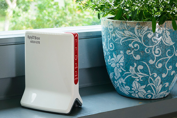 AVM FRITZ!Box 6820 LTE - V3 - Wireless Router