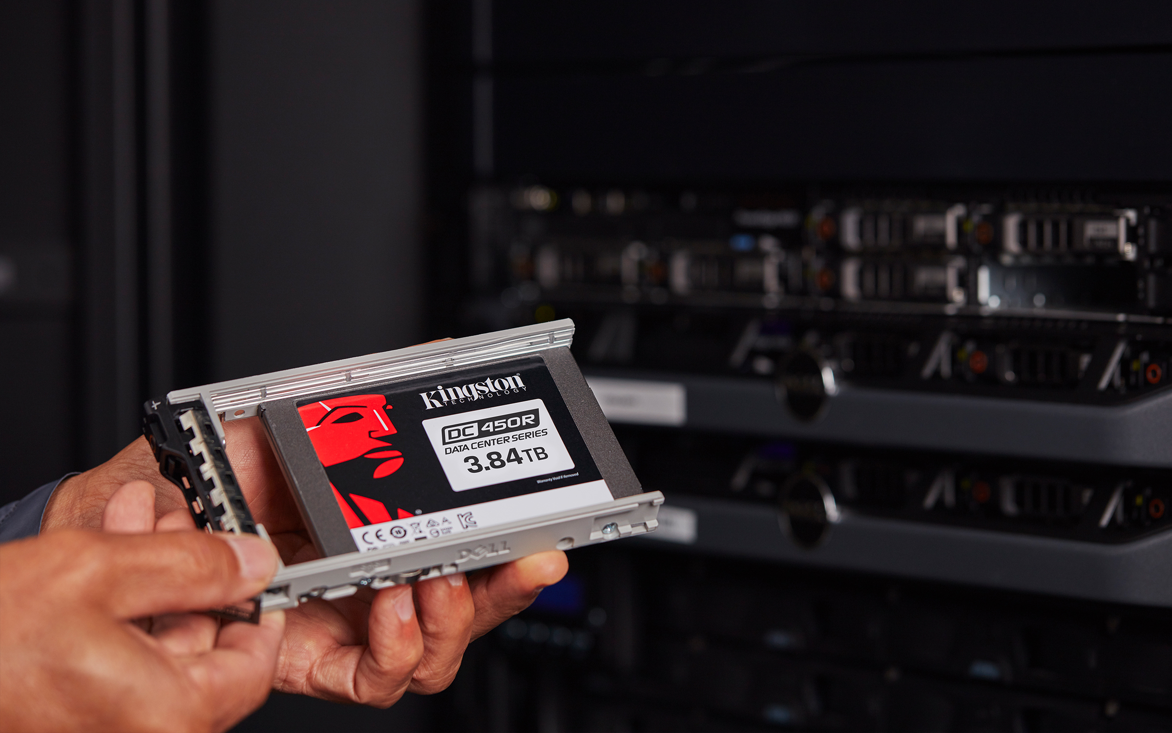 Kingston Data Center DC450R - SSD - verschlsselt - 3.84 TB - intern - 2.5 (6.4 cm)