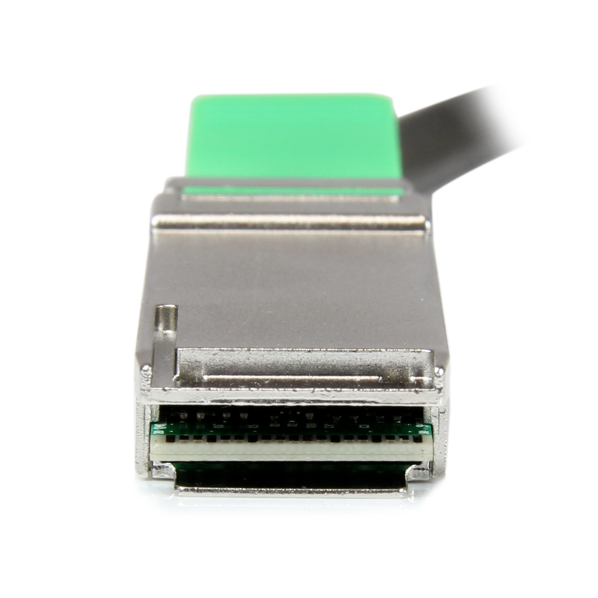 StarTech.com Cable de 2m Twinax Direct Attach QSFP+ a QSFP+ - 40G Compatible con MSA sin Codificar - DAC Cobre 40 GbE - M�dulo Pasivo de Bajo Poder 40 Gbps
