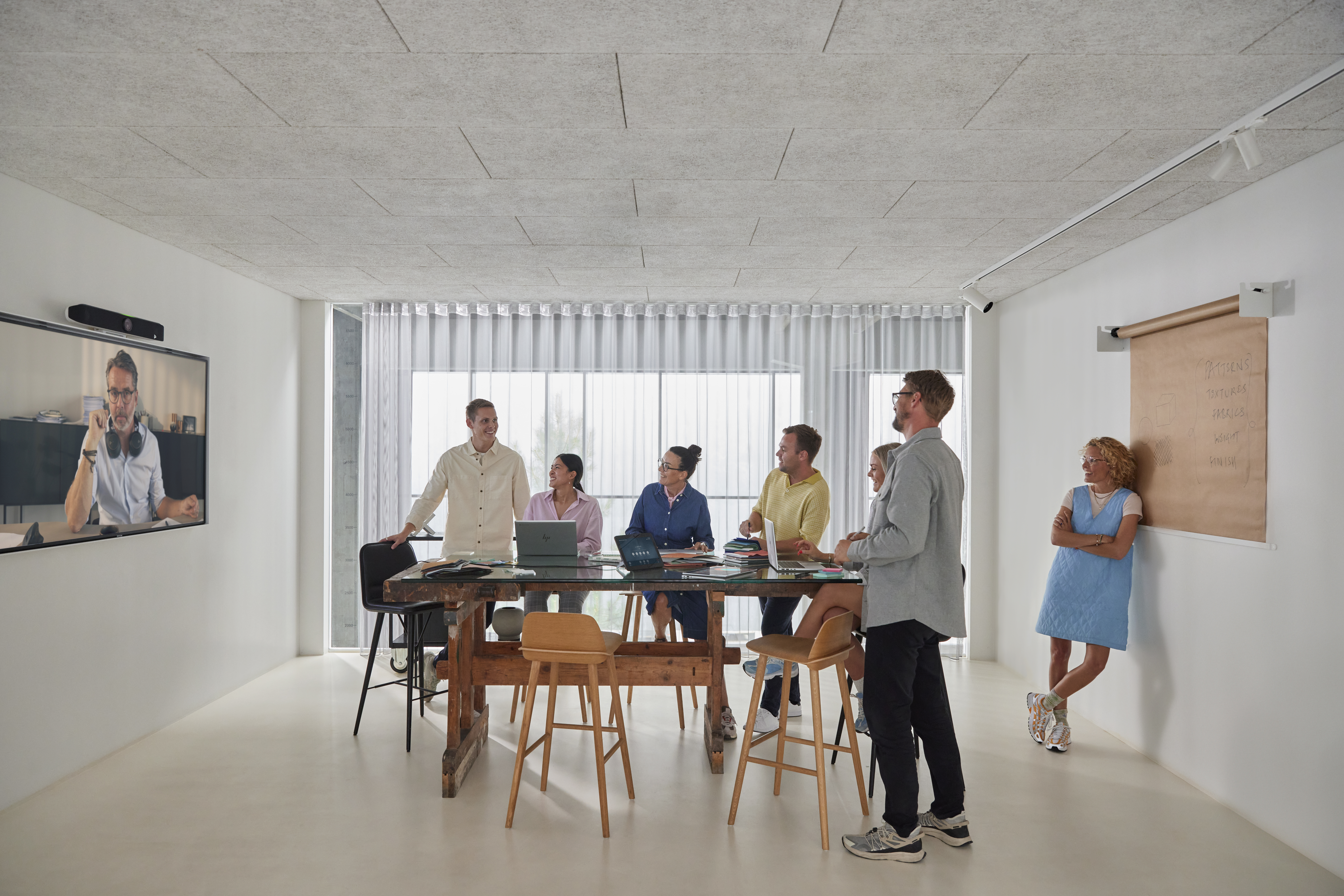 POLY TC10 White Touch Controller No Radio GSA/TAA