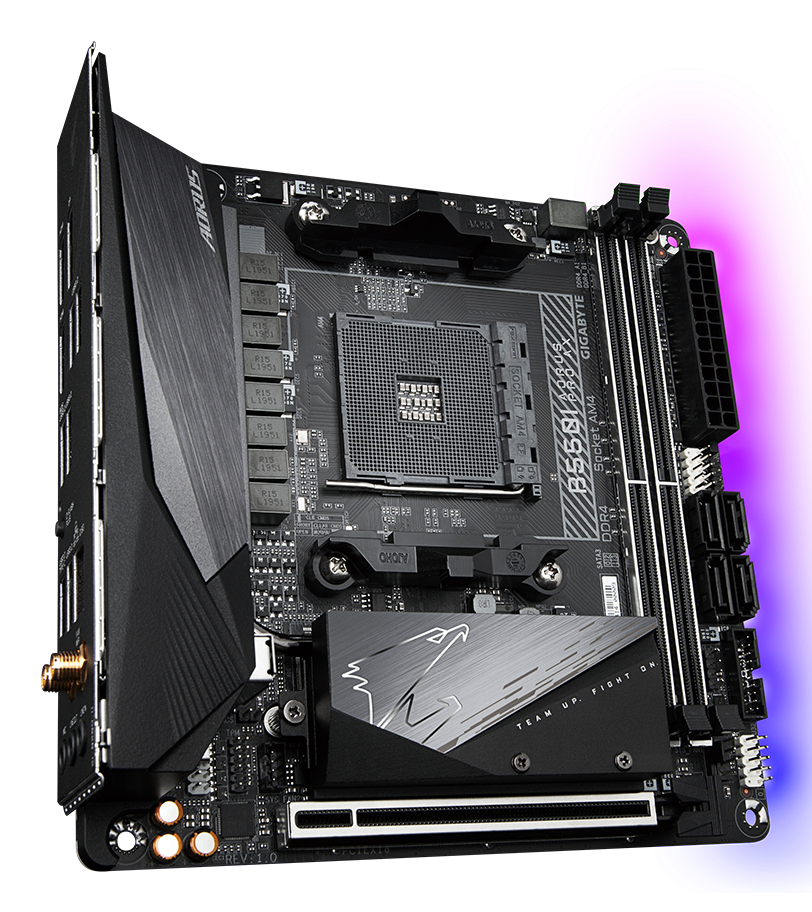 GIGABYTE B550I AORUS PRO AX Placa base - Procesadores AMD Ryzen 5000, VRM de 8 fases, hasta 5300 MHz DDR4, 1xPCIe 4.0 + 1xPCIe 3.0 M.2, Wi-Fi 6E, LAN 2.5GbE, USB 3.2 Gen 2