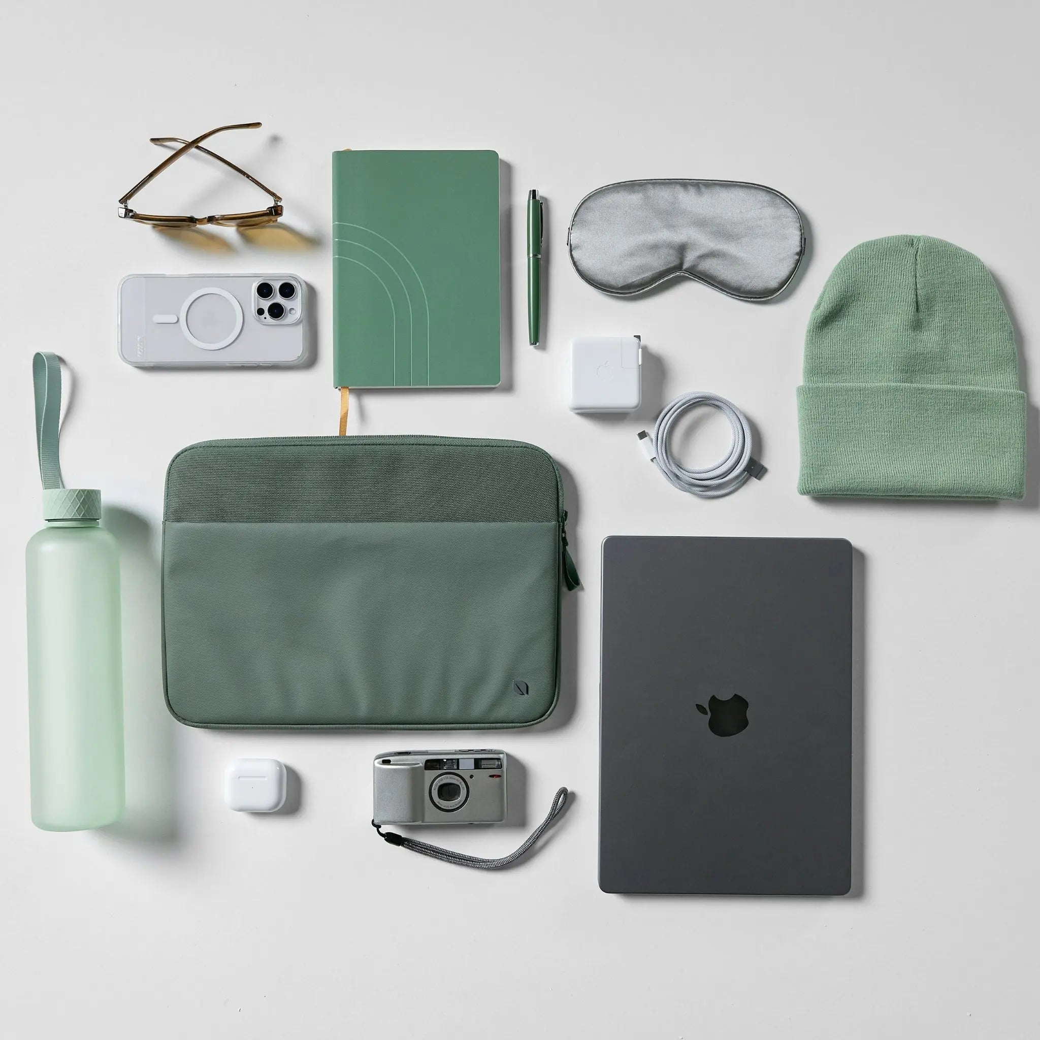 Incase A.R.C. SLEEVE FOR 16IN LAPTOPS