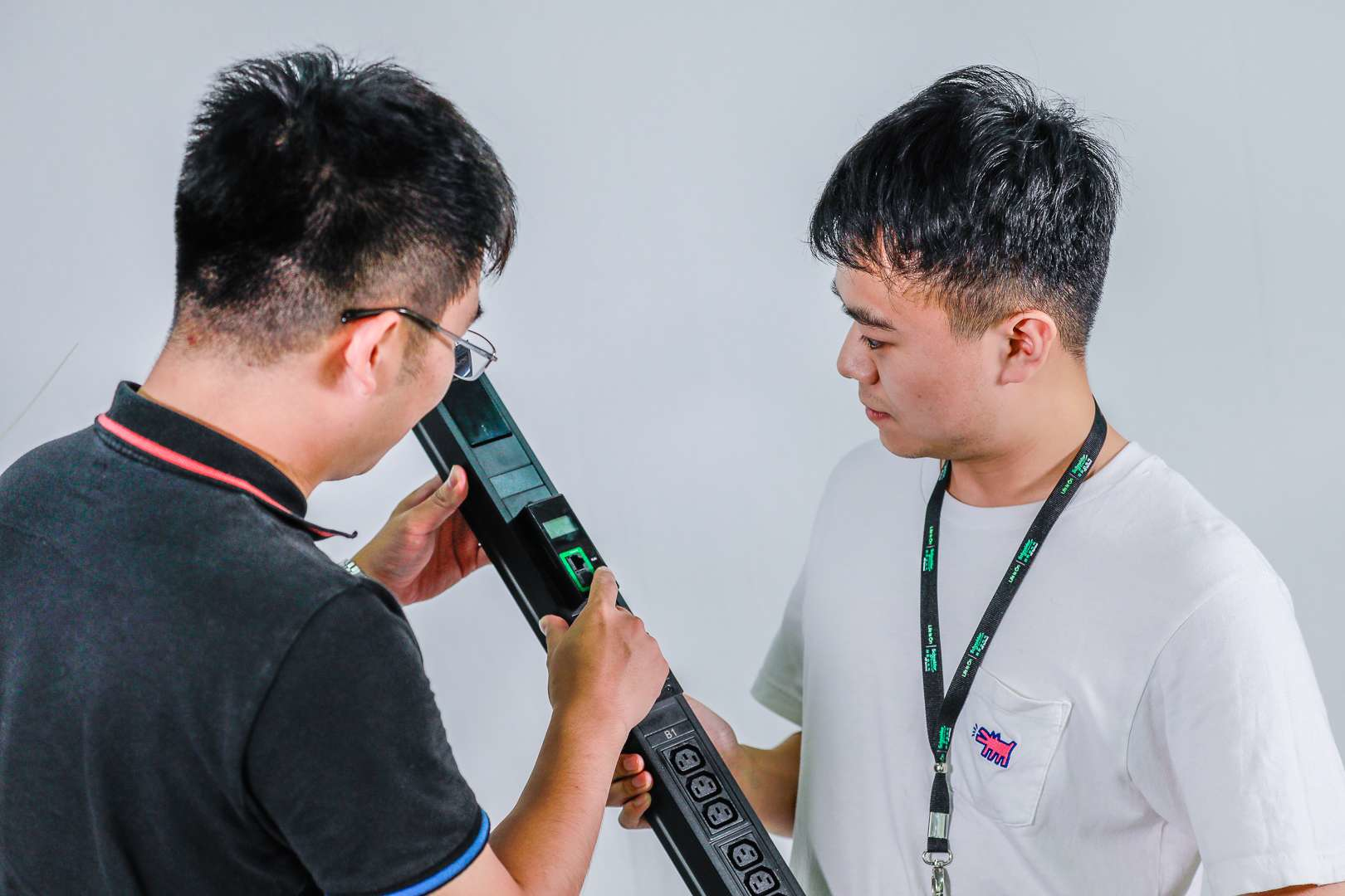 APC Easy Metered Rack PDU EPDU1216M - Stromverteilungseinheit (Rack - einbaufhig)