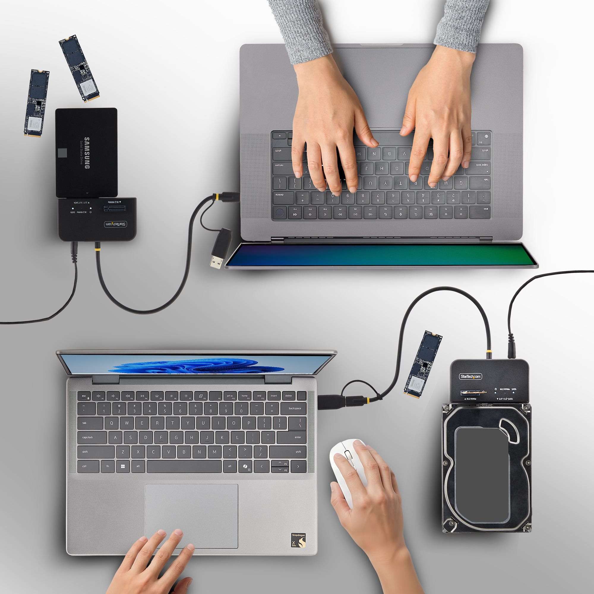 StarTech.com Adattatore da USB-C / USB-A a M.2 NVMe e SATA da 2,5 / 3,5, 10 Gbps, Lettore per SSD Esterno, Senza Attrezzi, B+M/M-Key