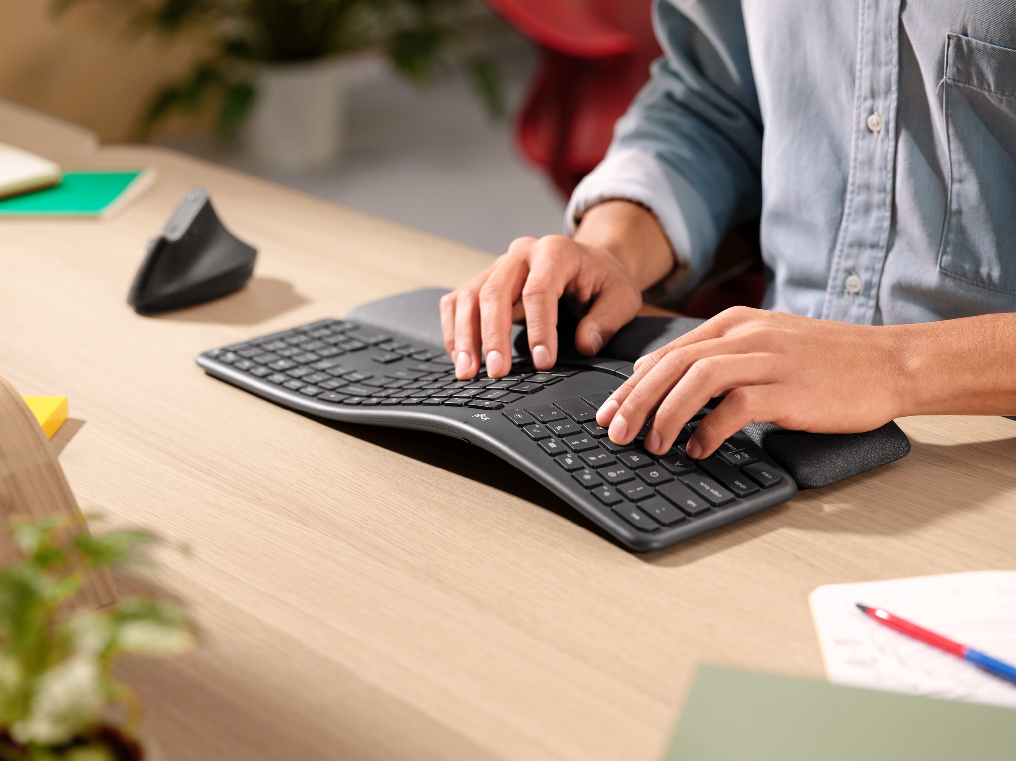 Logitech Ergo K860 for Business teclado RF Wireless + Bluetooth Ingl�s internacional Grafito