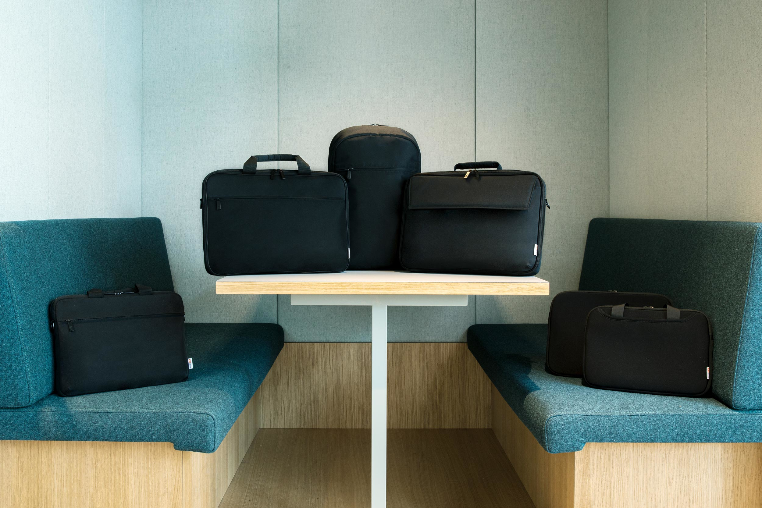 Dicota BASE XX Slim - Notebook-Tasche - 14 - 15.6