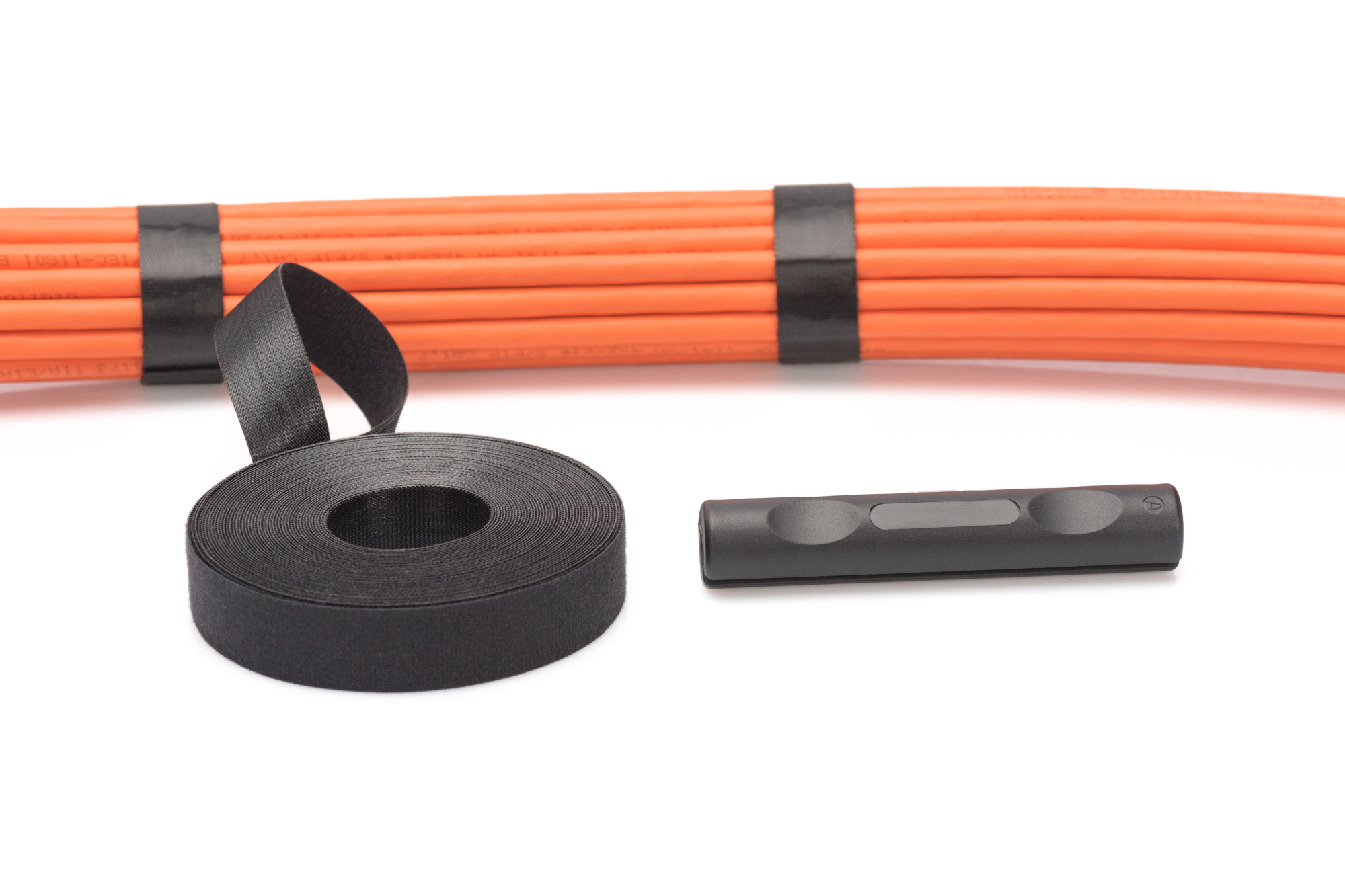 Digitus Velcro adapt� pour le c�blage structur�