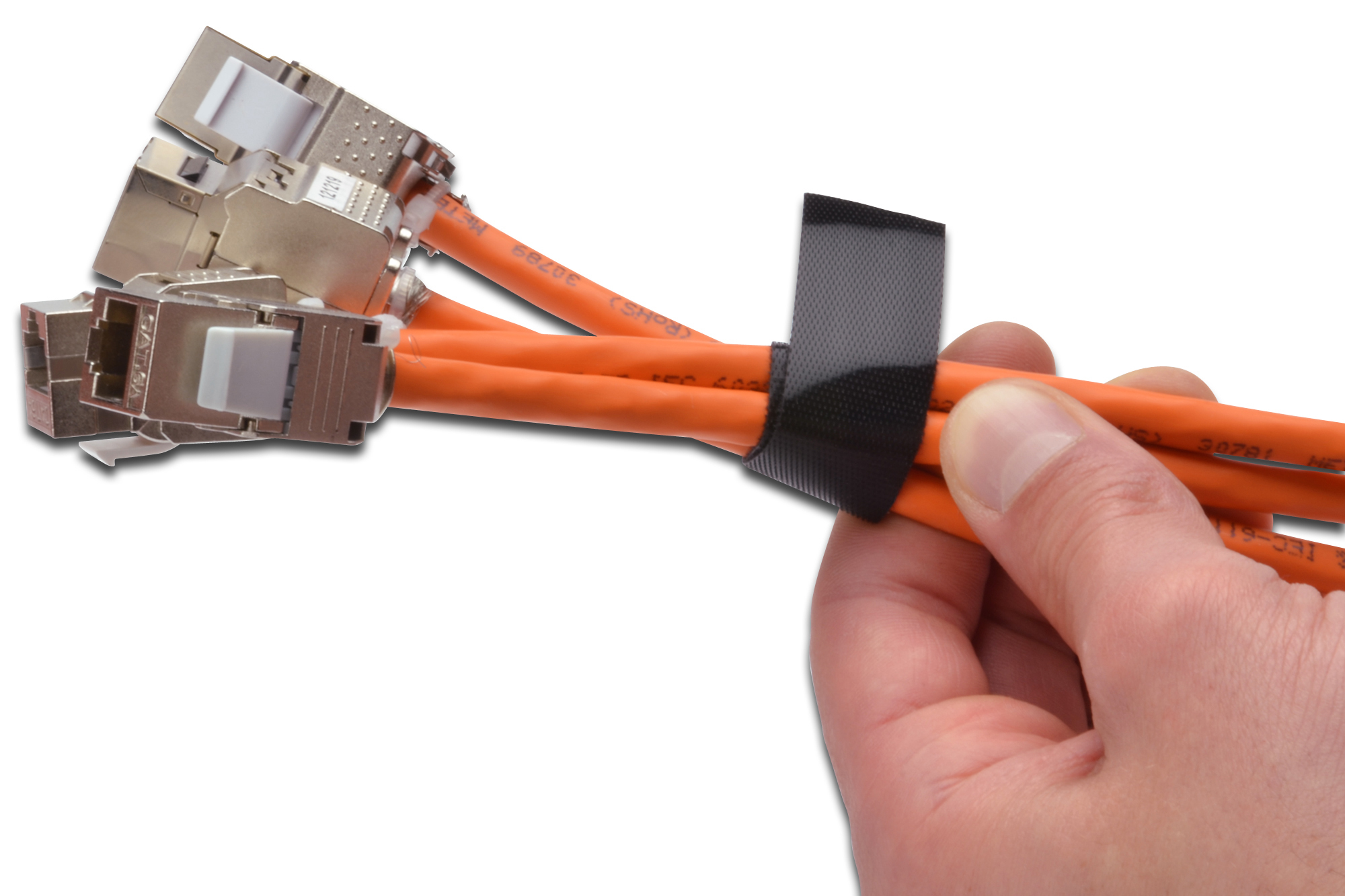 Digitus Velcro adapt� pour le c�blage structur�