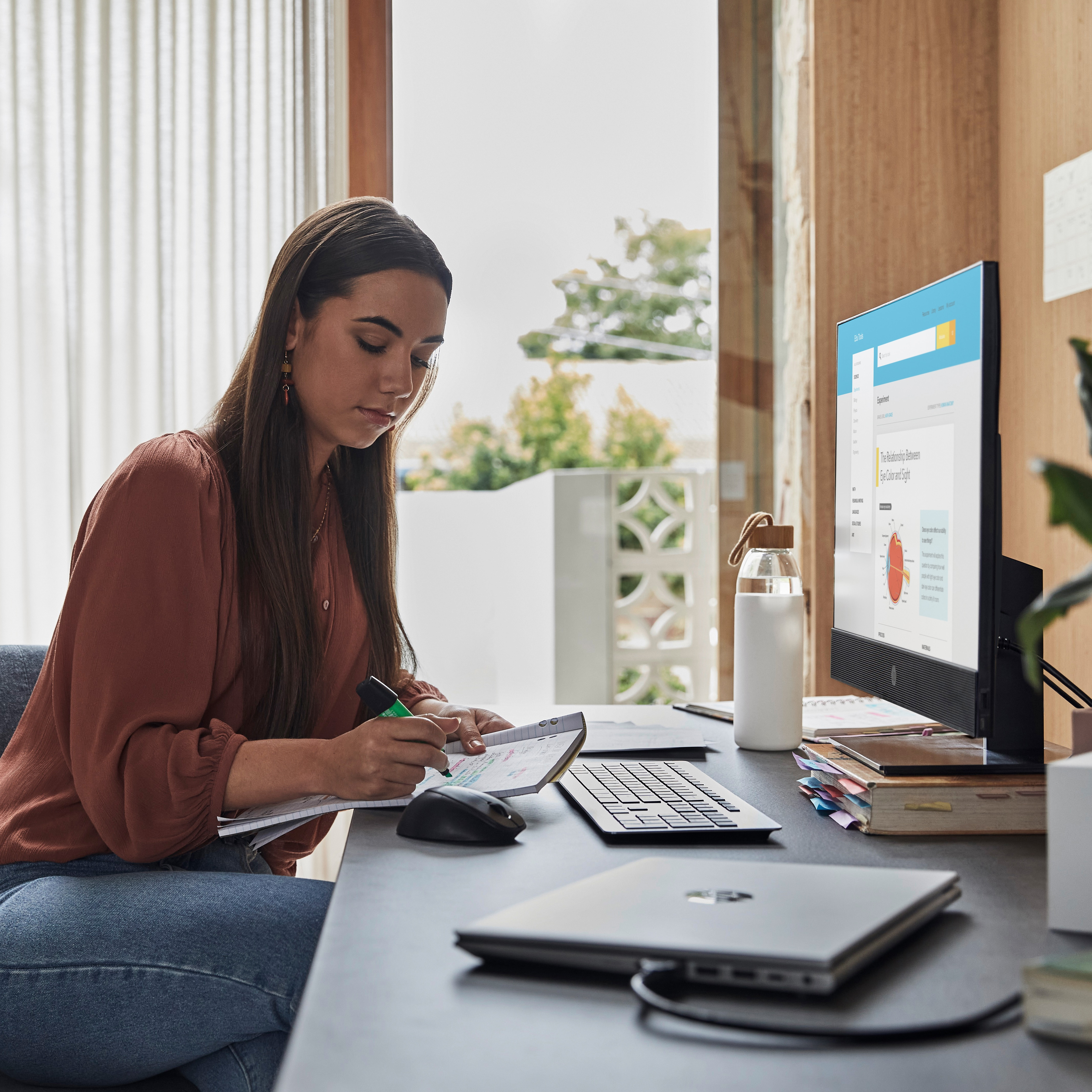 HP ProOne 440 G9 - All-in-One (Komplettl�sung) - Core i7 i7-14700T / 1.3 GHz - RAM 16 GB - SSD 512 GB - NVMe - UHD Graphics 770 - 1GbE, Wi-Fi 6E, Bluetooth 5.3 - WLAN: 802.11a/b/g/n/ac/ax (Wi-Fi 6E)