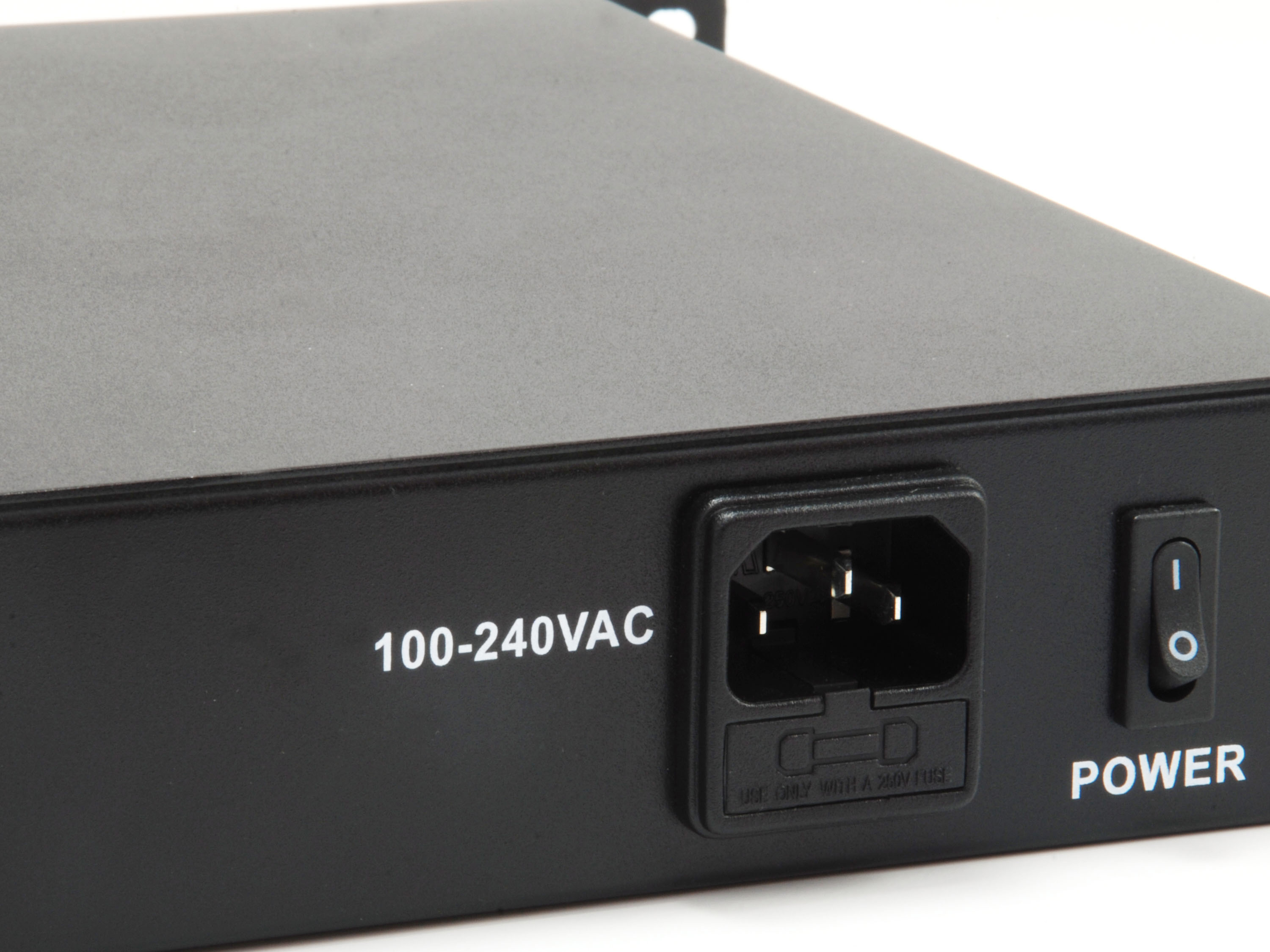 LevelOne 24-Port Gigabit PoE Switch, 802.3at/af PoE, 500W