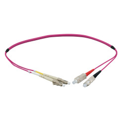 EFB Elektronik IPL-DF-LCUSCU-4-0200 - 2 m - OM4 - LC - SC