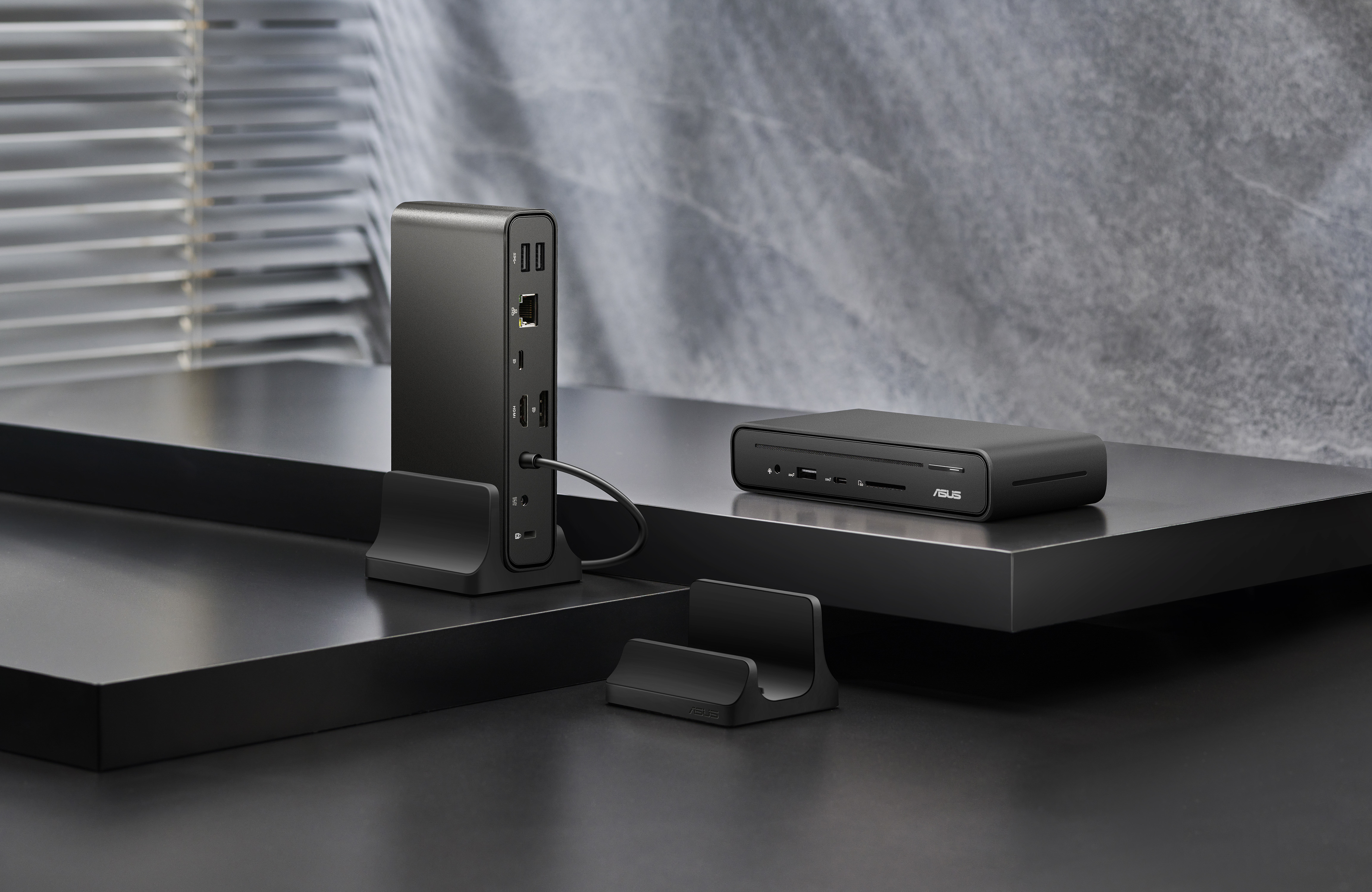 ASUS Triple Display USB-C Dock DC300 Docking USB 3.2 Gen 2 (3.1 Gen 2) Type-C Nero