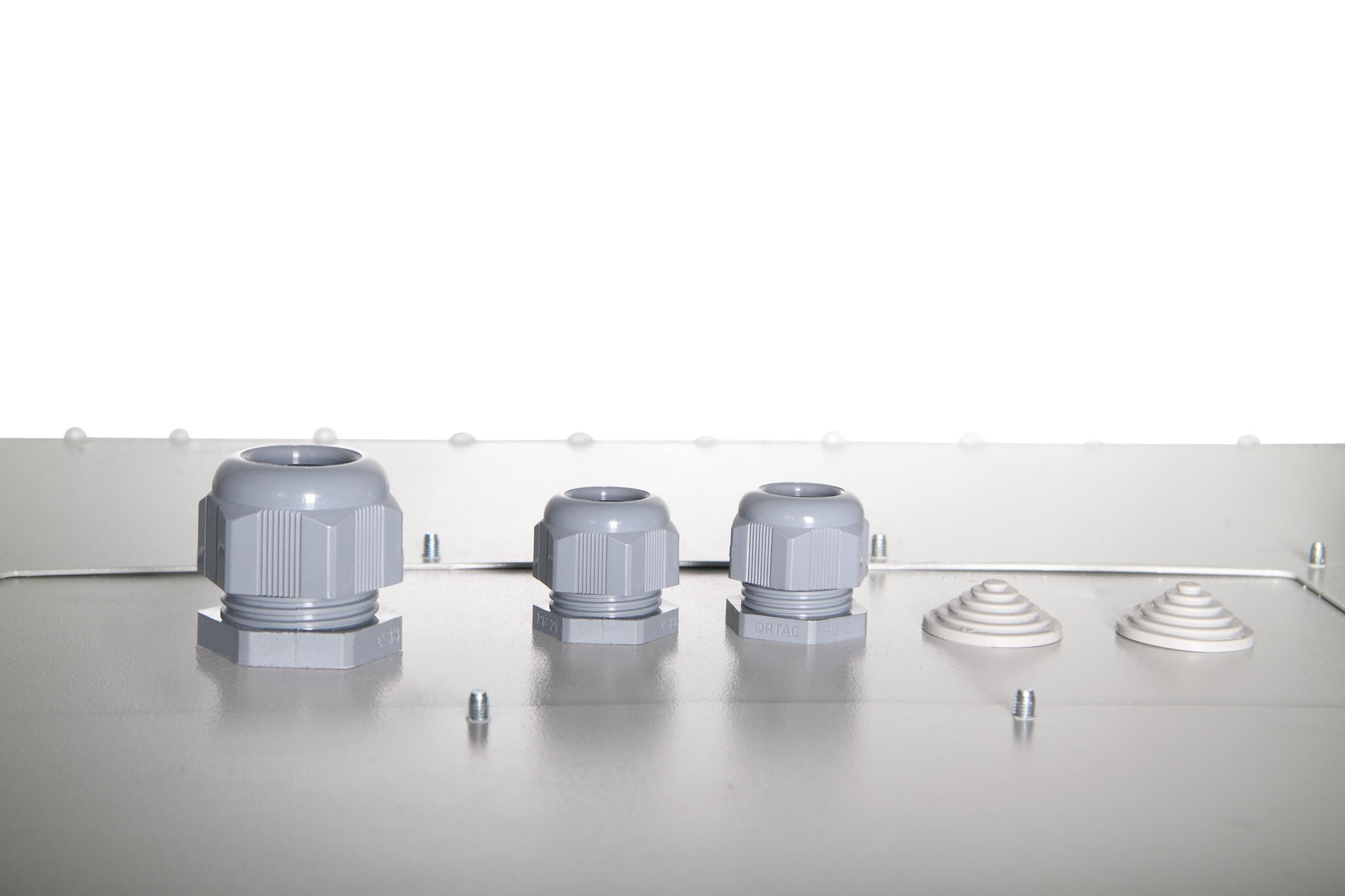 DIGITUS Wandgeh�use IP55 - zur Anwendung im Au�enbereich - 600x450 mm (BxT)