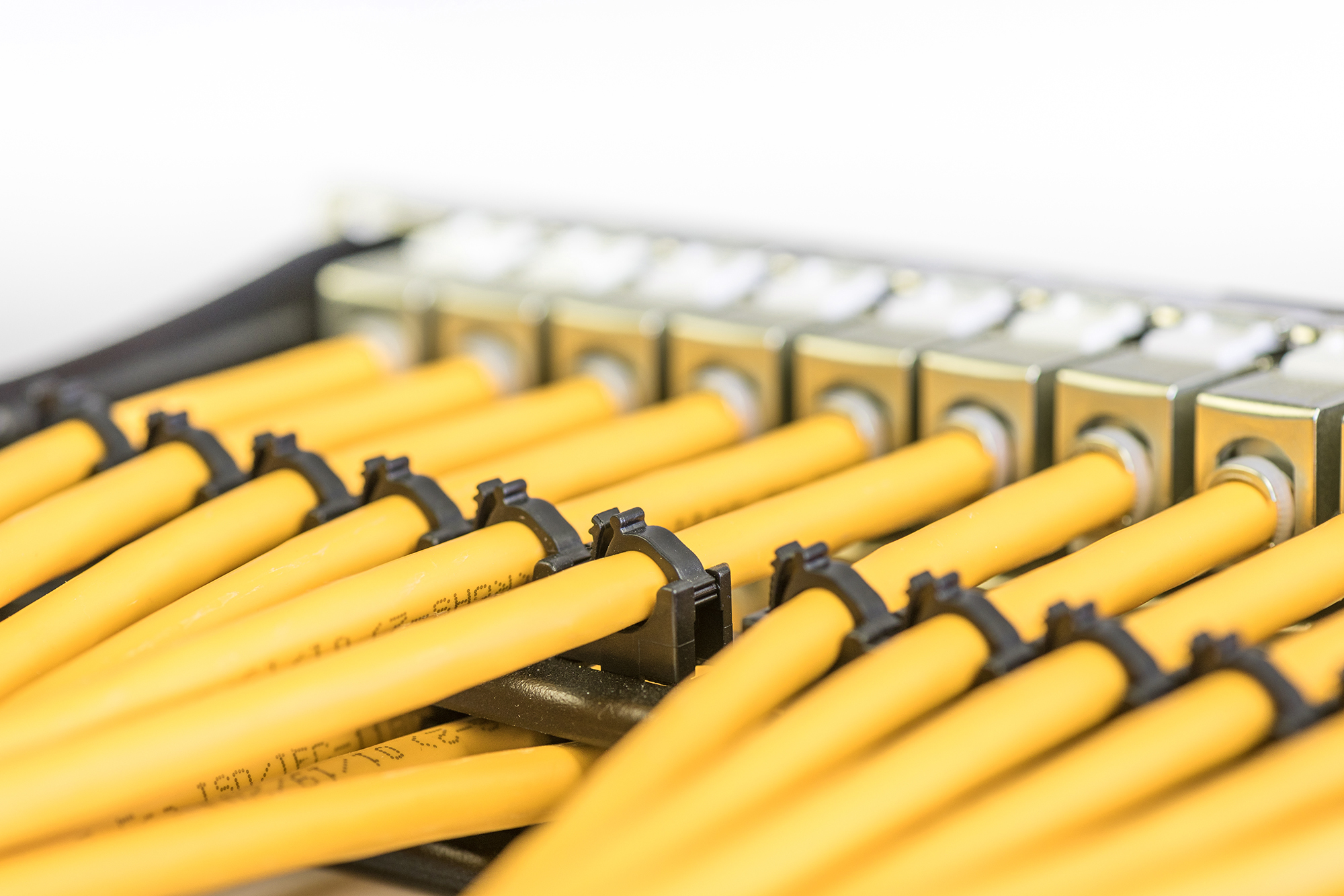 Digitus Cable de instalacin de par trenzado S/FTP CAT 7A, AWG 23/1, FRNC-C; LSZH-3