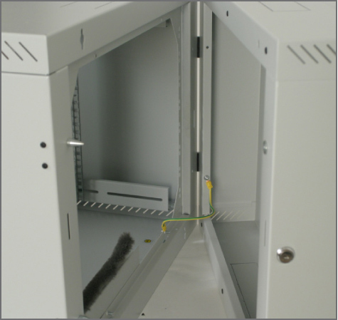 TRITON Delta B 2D - Gehuse - geeignet fr Wandmontage - RAL 7035 - 6U - 48.3 cm (19)