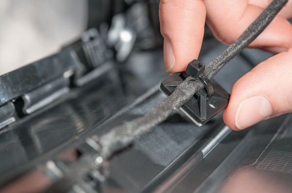 Hellermann Tyton MB4APT-I Negro Poliamida 100 pieza(s)