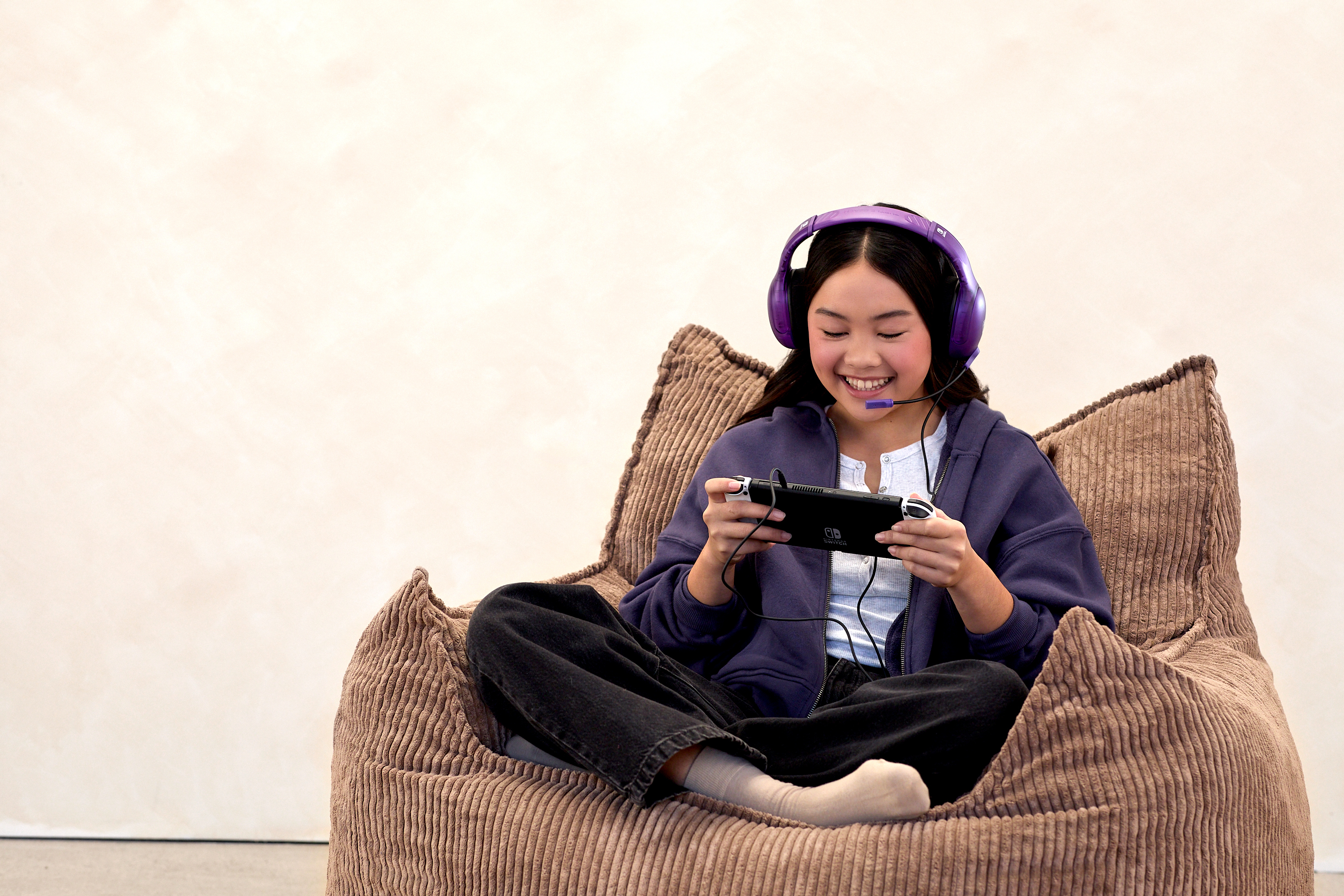 Turtle Beach Airlite Fit Auricolare Cablato A Padiglione Gaming Nero, Viola